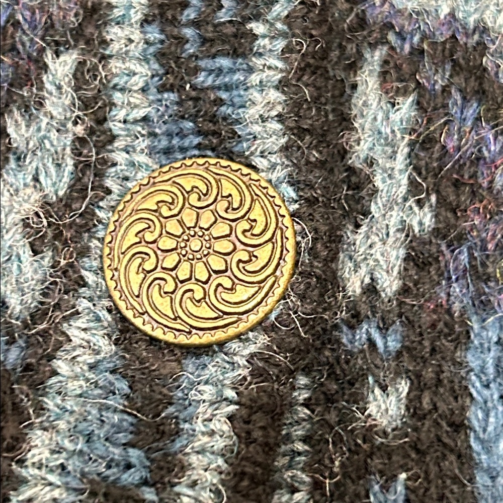 Icelandic Design Fair Isle Knit Cardigan Sweater - Picture 8 of 11
